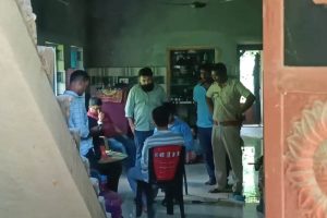 শ্বশুরবাড়িতে বসে জঙ্গি নেটওয়ার্ক! মুর্শিদাবাদের রঘুনাথপুরে বাংলাদেশি জামাইকে ম্যারাথন জিজ্ঞাসাবাদ ইডির
