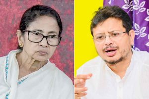 মমতার ‘ঘর ভেঙে’ মমতাকেই ২১-এ আমন্ত্রণ! প্রস্তুতি খতিয়ে দেখে ঋতব্রত বললেন, ‘চাই উনি আসুন’