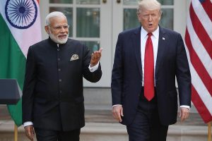 ‘একতরফা পদক্ষেপ নয়’, সাড়ে ১২ শতাংশ শুল্কে আমেরিকাকে আলোচনায় বসার বার্তা ভারতের