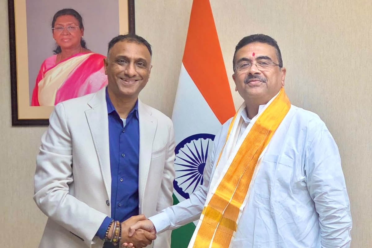 এবার ফ্লিপকার্টে ঢালাও চাকরি! ডিজিটাল ব্যবসায় বিনিয়োগ নিয়ে মুখ্যমন্ত্রীর সঙ্গে বৈঠক সিইওর
