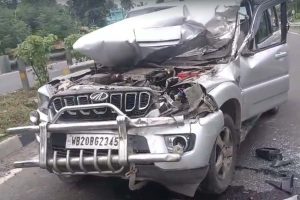 কলকাতার আসার পথে দুর্ঘটনার শিকার প্রাক্তন বিধায়ক কল্লোল খাঁ, চিকিৎসাধীন হাসপাতালে