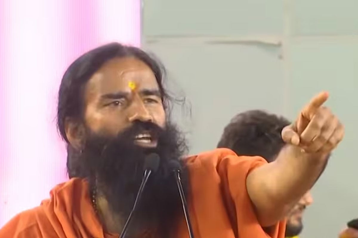 ‘আমাদের পূর্বপুরুষ এক, হিন্দু রাষ্ট্র নিয়ে ভয়ের কিছু নেই’, রামদেবের মন্তব্যে তুঙ্গে বিতর্ক 