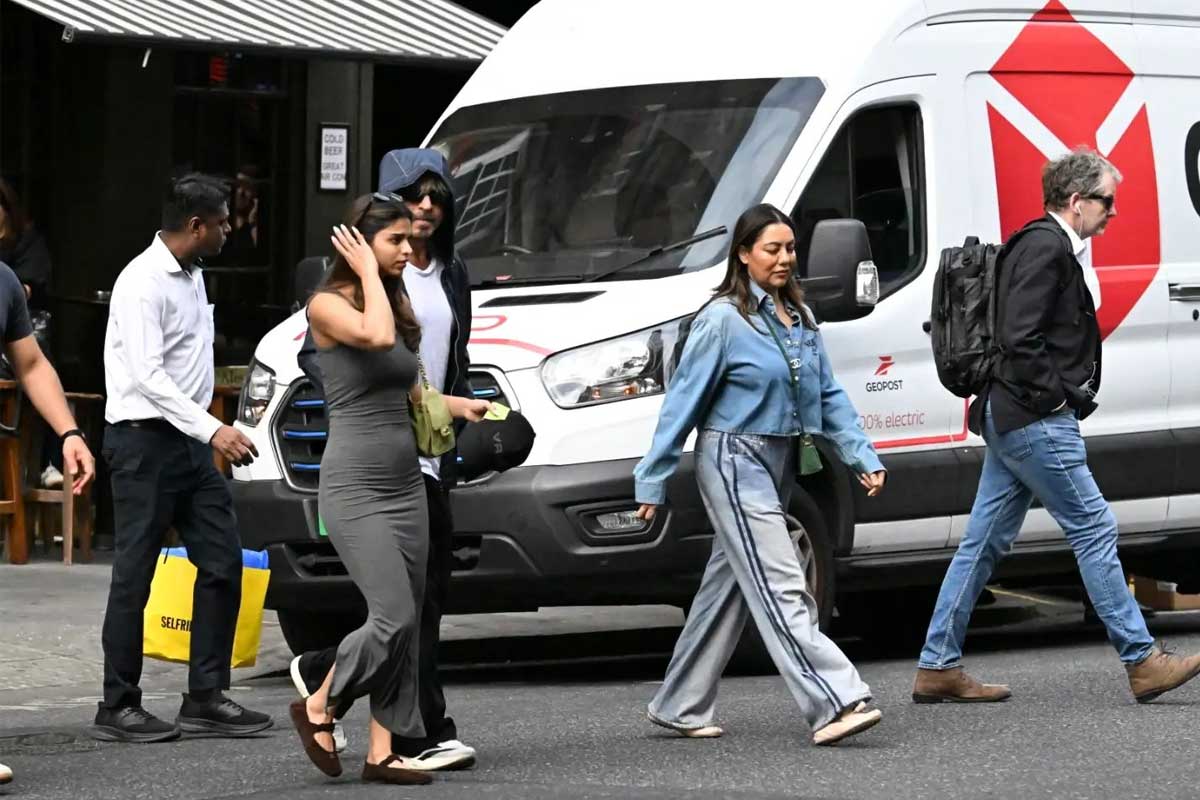 Shah Rukh Khan with his family in London