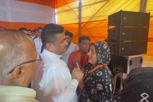 ‘চোখের জল ছাড়া কিছু দেওয়ার নেই’, মুর্শিদাবাদ দুর্ঘটনায় স্বজনহারাদের পাশে ‘অভিভাবক’ শুভেন্দু