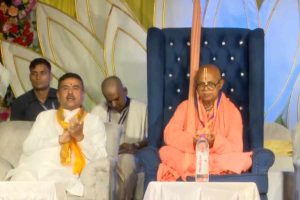 ‘একশোয় ১০০ দিয়েছে’, উলটোরথে ভবানীপুরের উৎকল সমাজে গিয়ে কৃতজ্ঞতা প্রকাশ শুভেন্দুর