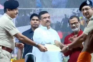 আসছে অত্যাধুনিক যন্ত্র, দক্ষ উদ্ধারকারী! তারাতলার ‘ত্রাতা’দের সম্মানিত করে ঘোষণা মুখ্যমন্ত্রীর