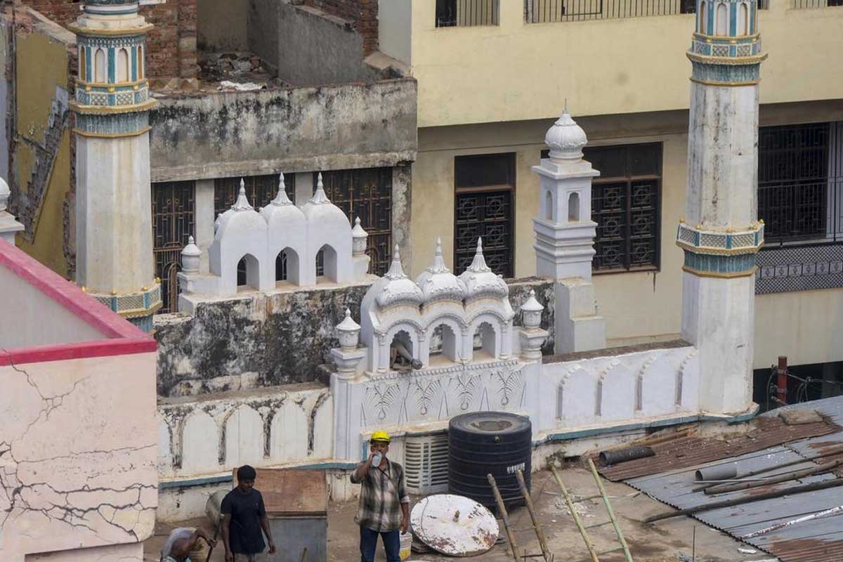 ‘সরকারি প্রকল্পের জন্য উপাসনাস্থল অধিগ্রহণে আইনি বাধা নেই’, মন্তব্য এলাহাবাদ হাই কোর্টের