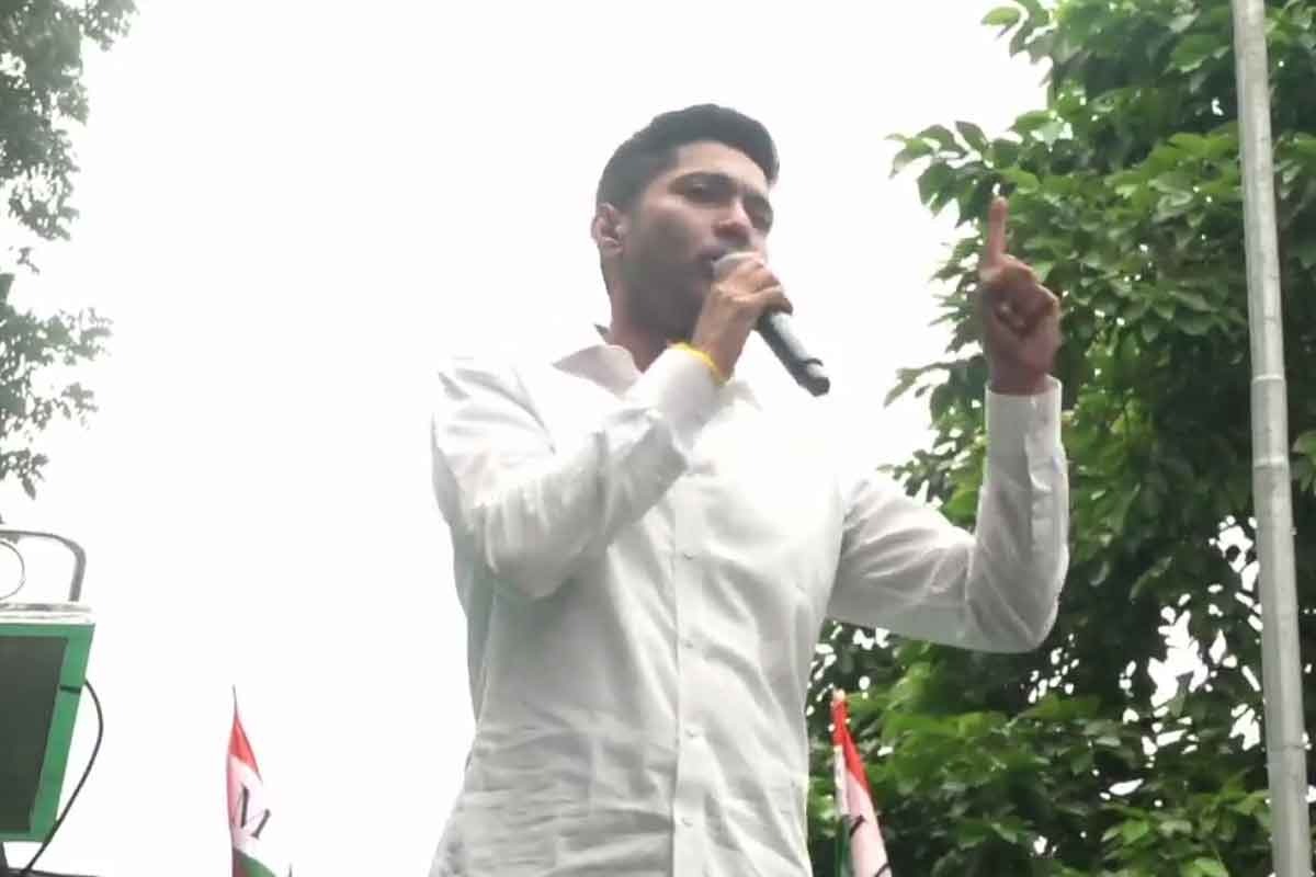 ‘মমতা যেখানে জনতা সেখানে’, ফের সুদ-সহ বদলার হুঁশিয়ারি অভিষেকের