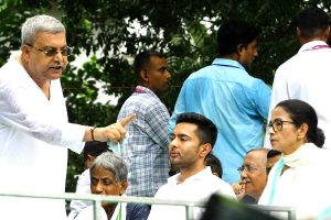 ‘একুশের সভায় লোক দেখেই আমার সঙ্গে দুর্ব্যবহার’, মমতাকে সরাসরি আক্রমণ শানালেন কল্যাণ
