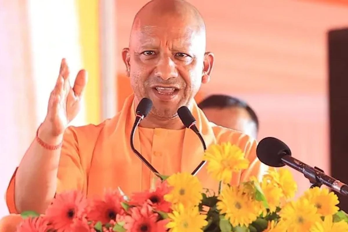 রাম মন্দিরে চুরিতে মুখ পুড়েছে বিজেপির, পালটা ওয়াকফ দুর্নীতি নিয়ে সপা-কংগ্রেসকে তোপ যোগীর