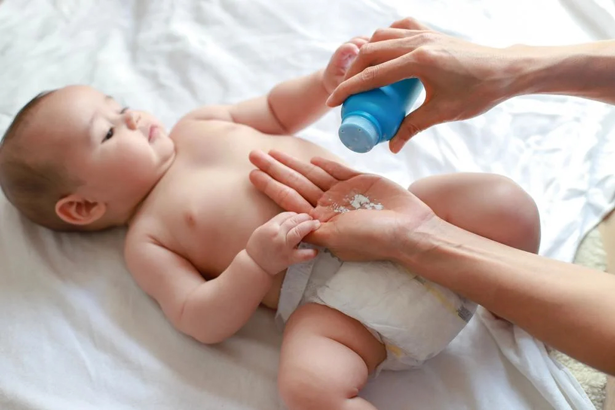 why doctors warn against talcum powder for babies
