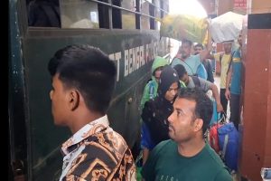 দালালকে টাকা দিয়ে ভারতে প্রবেশ! ৫০ বাংলাদেশিকে হাওড়ায় আনল তামিলনাড়ু পুলিশ, শীঘ্রই পুশ ব্যাক?