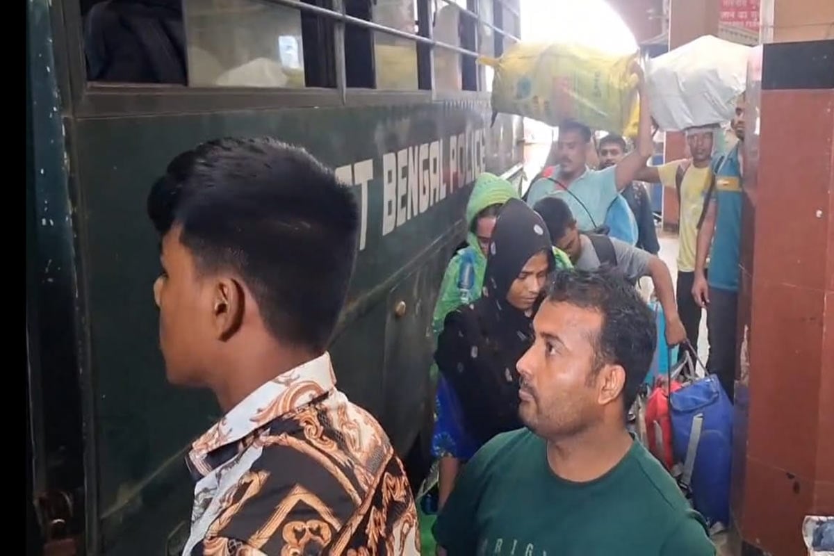 দালালকে টাকা দিয়ে ভারতে প্রবেশ! ৫০ বাংলাদেশিকে হাওড়ায় আনল তামিলনাড়ু পুলিশ, শীঘ্রই পুশ ব্যাক?