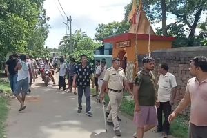 জমি অধিগ্রহণ নিয়ে বিবাদ! দুই পাড়ার সংঘর্ষে জামুরিয়ায় ইটবৃষ্টি, জখম বেশ কয়েকজন
