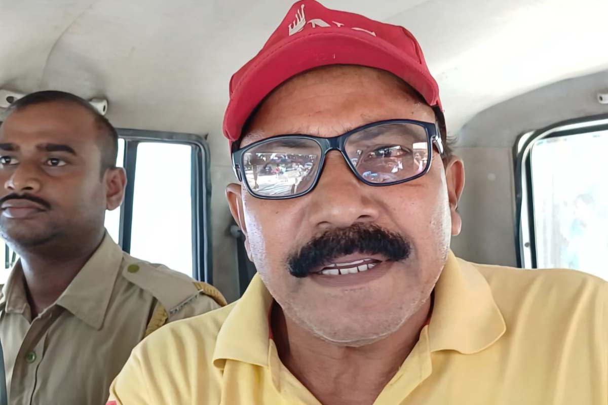 পোড়ানো হচ্ছিল প্রধানমন্ত্রীর প্রতিকৃতি, প্রতিবাদ করতেই বিজেপি কর্মীদের মারধর! গ্রেপ্তার সিপিএম নেতা