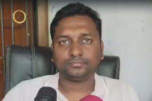 আত্মীয়দের বাবা-মা সাজিয়ে বাংলাদেশি অনুপ্রবেশকারীদের আধার কার্ড! তৃণমূল নেতাকে খুঁজছে পুলিশ