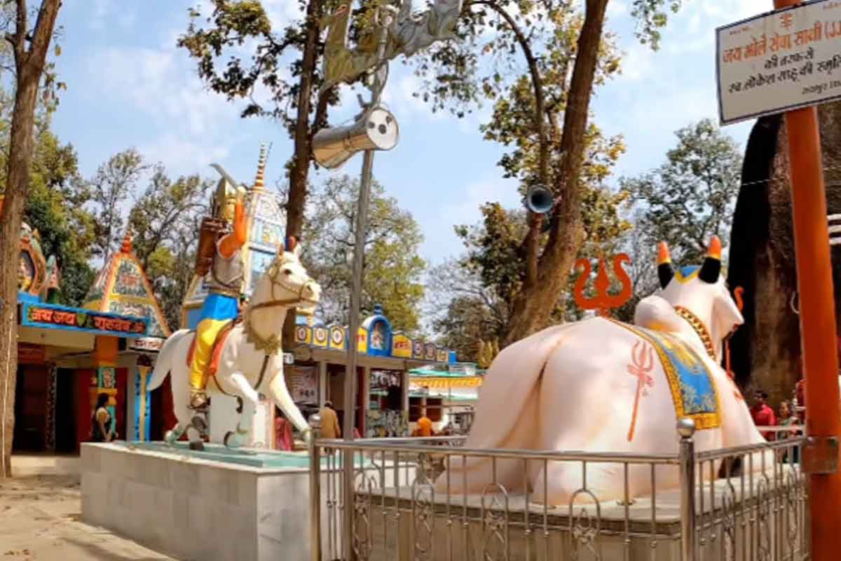 Exploring Gupteshwar Mahadev Temple Mysteries In Chhattisgarh Forest