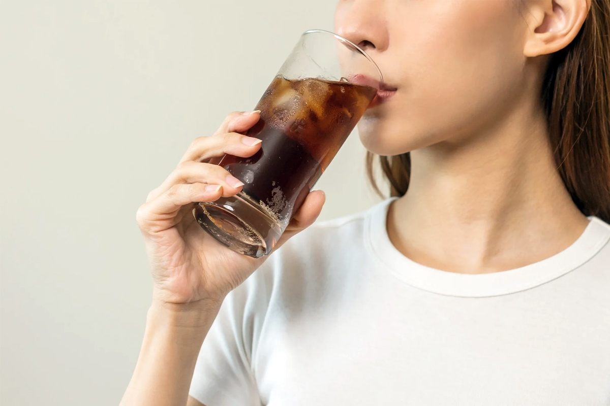 daily soft drinks may reduce bone strength risk of osteoporosis