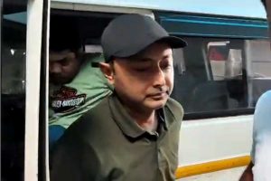 আরও আইনি প্যাঁচে অভিষেক ঘনিষ্ঠ দেবরাজ! বিপুল সম্পত্তি কীভাবে? খোঁজ নিচ্ছে ইডি