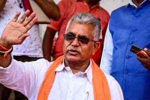 ‘যেতে হবে না আর ভিনরাজ্যে’, পরিযায়ীদের নিয়ে আর কী বললেন দিলীপ?