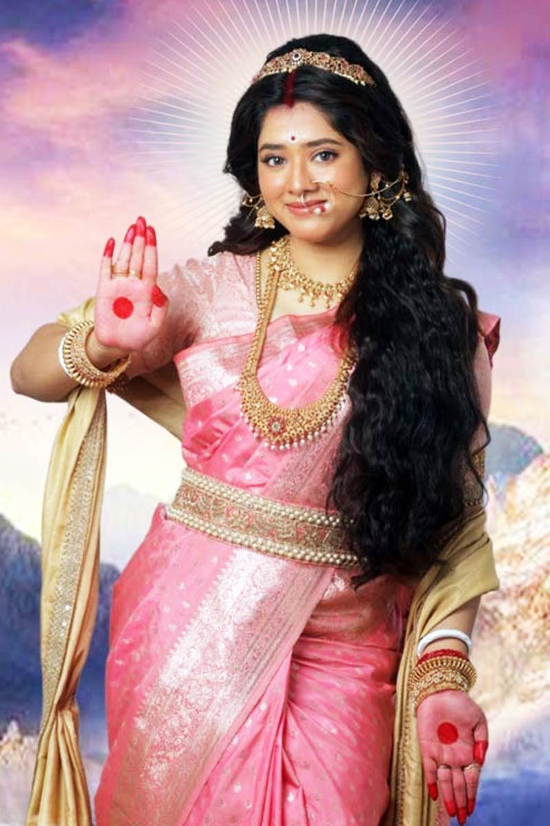 Ditipriya Roy returns to television after 7 months as Mahishasuramardini in Mahalaya.