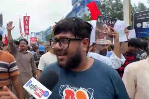 দিল্লি থেকে কলকাতা, কোন পথে ককরোচ জনতার প্রতিবাদ?