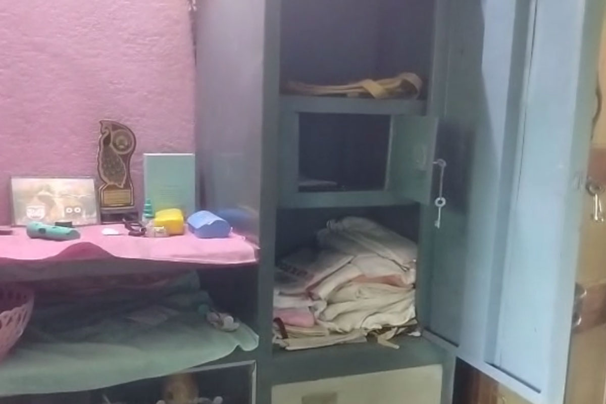 ভর সন্ধ্যায় খোদ পুলিশের বাড়িতেই চুরি, সোনা-নগদ মিলিয়ে প্রায় ৪ লক্ষ লুট!
