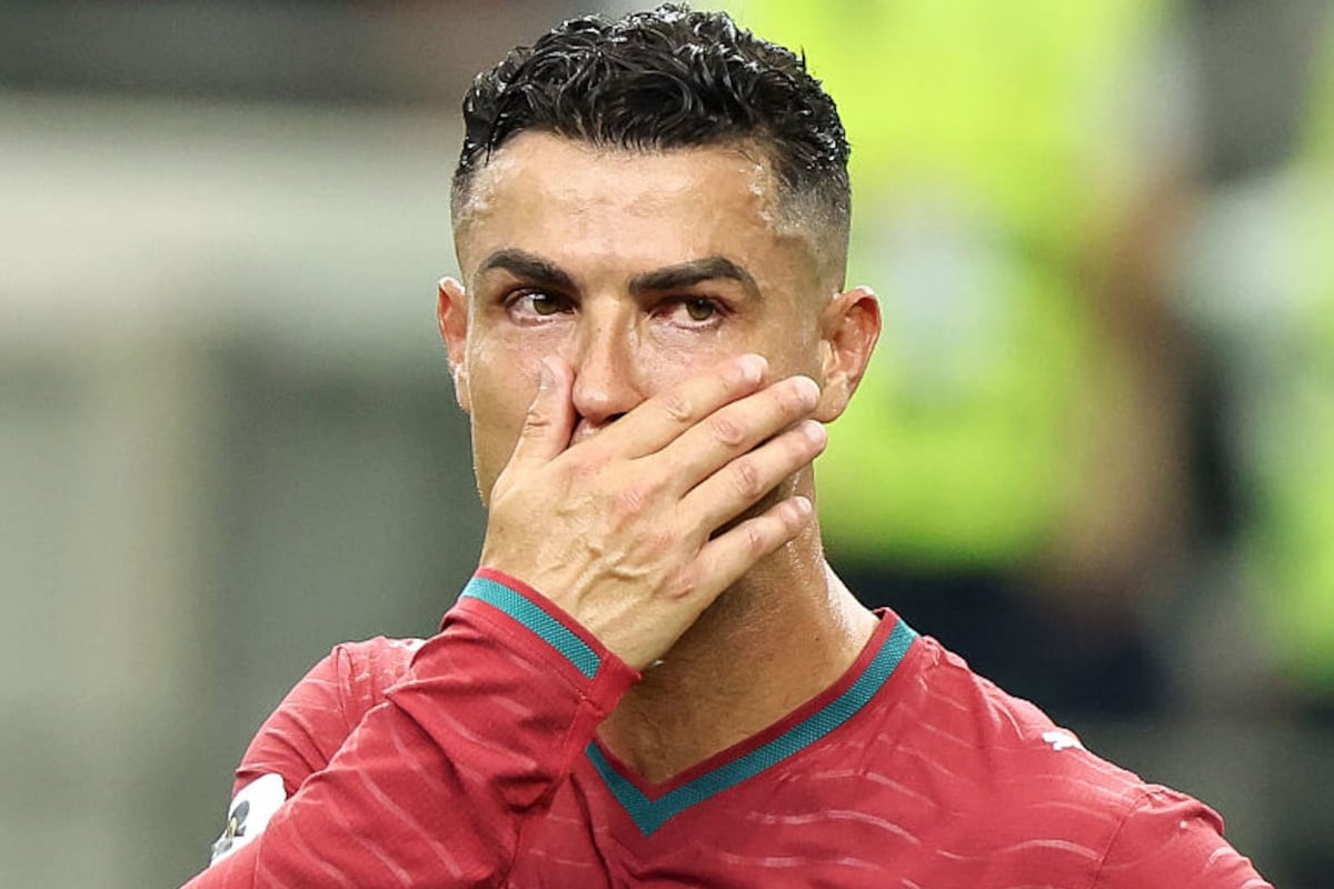 ‘আমার আগে পর্তুগাল কিছুই জেতেনি’, কান্নায় ভেঙে পড়েও স্বভাবসিদ্ধ ভঙ্গিতেই বিদায় রোনাল্ডোর
