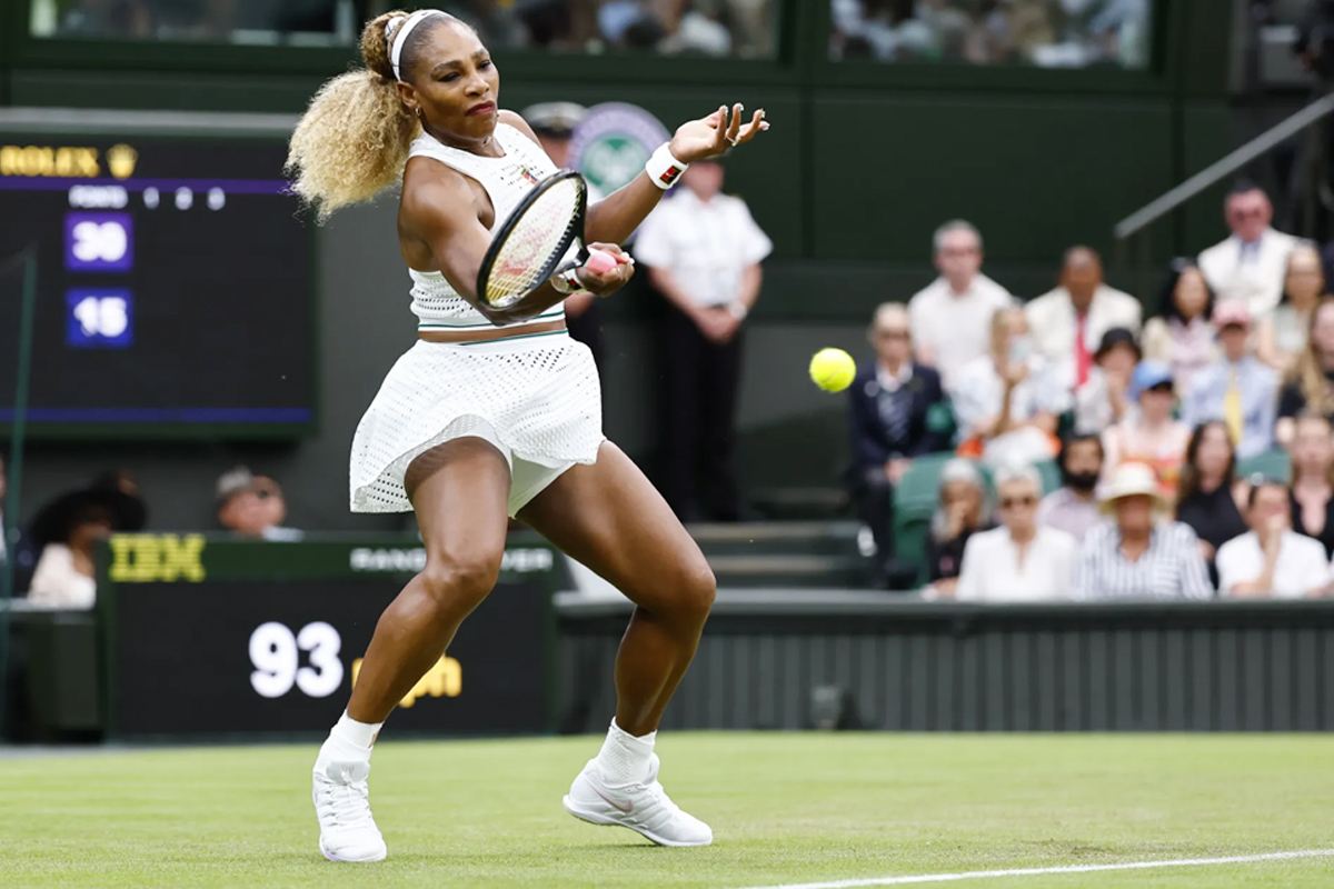 serena williams knee effusion fluid drainage explained