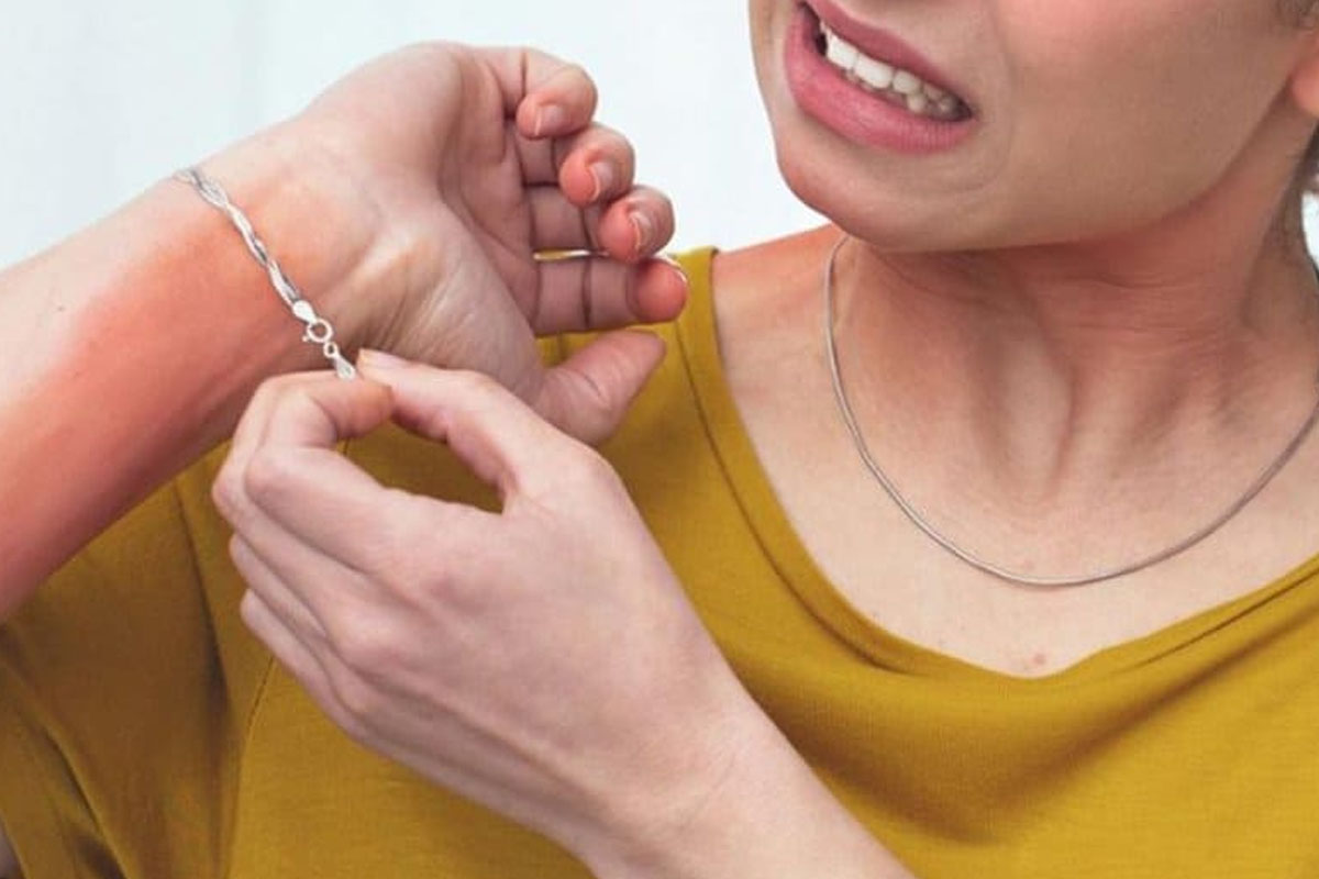 Buying cheap sterling silver jewelry? Learn how to identify real 925 silver