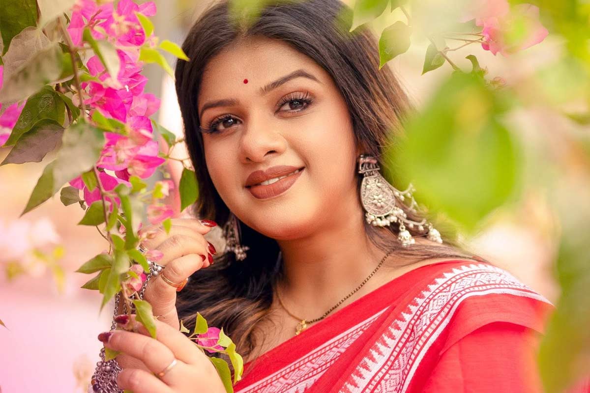 বিয়ের ৫ মাসেই মা! ছেলে হল না মেয়ে? কটাক্ষ-সমালোচনার মাঝে খোলসা করলেন ‘বিতর্কিত’ সুস্মিতা