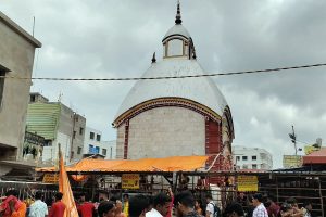 ১৫ ধরে একটি কমিটির ‘দখলে’ই তারাপীঠ! সরকার বদলাতেই মন্দিরে বড় ‘পরিবর্তন’