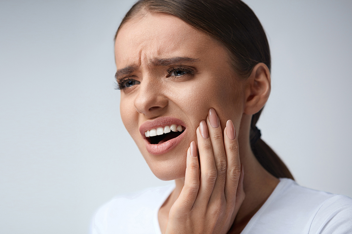 tooth infection spread to brain warning signs