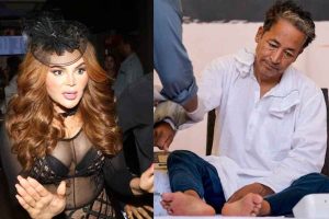‘আমিই সোনমের অনশন ভাঙাবো’, কী কী খাওয়াবেন রাখি সাওয়ান্ত?