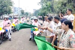 আসানসোলেও এবার রোমিওদের যম! পুজোর আগেই রাস্তায় ‘দুর্গা স্কোয়াড’ বাহিনী, উদ্বোধনে অগ্নিমিত্রা