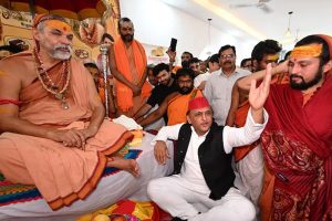 মুসলিম মোহ ভুলে উত্তরপ্রদেশে ব্রাহ্মণদের সন্তুষ্ট করার ছক অখিলেশের! নেপথ্যে কোন অঙ্ক?