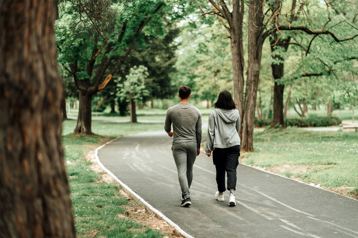 20 minute walk to reduce anxiety stress and improve mood