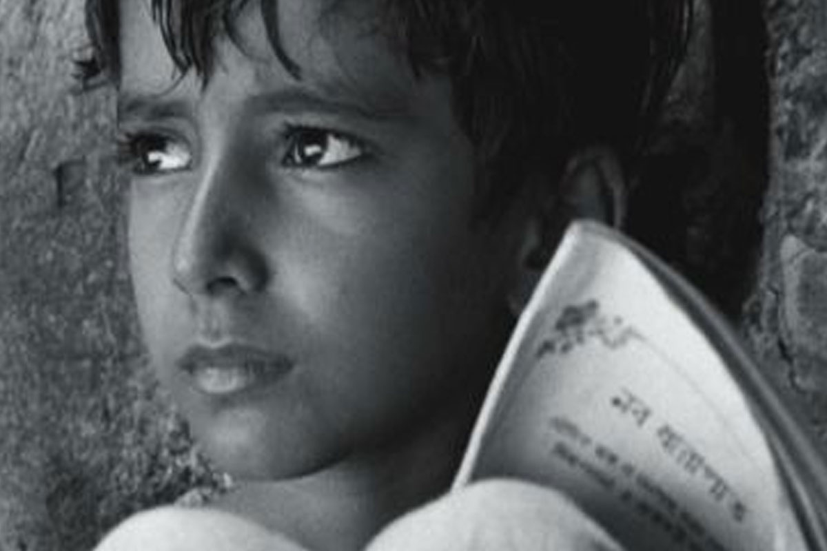 ‘রিডিং কর্নার’, পড়ার বইয়ের বাইরের জগৎ ক্লাসরুমে ঢুকুক