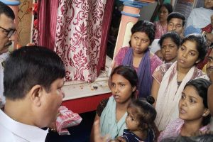 স্ত্রীকে চাকরি, অর্থ সাহায্য, সুনীল সিংয়ের নিহত আপ্ত সহায়কের পরিবারের পাশে অর্জুন
