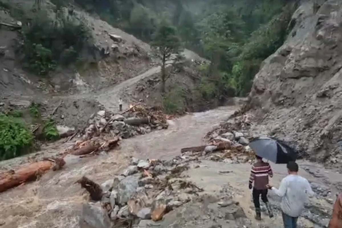 ধস-হড়পা বানে নিখোঁজ ৫ জওয়ান, মৃত ৪! স্বাধীনতা দিবসে শোকবিহ্বল অরুণাচল