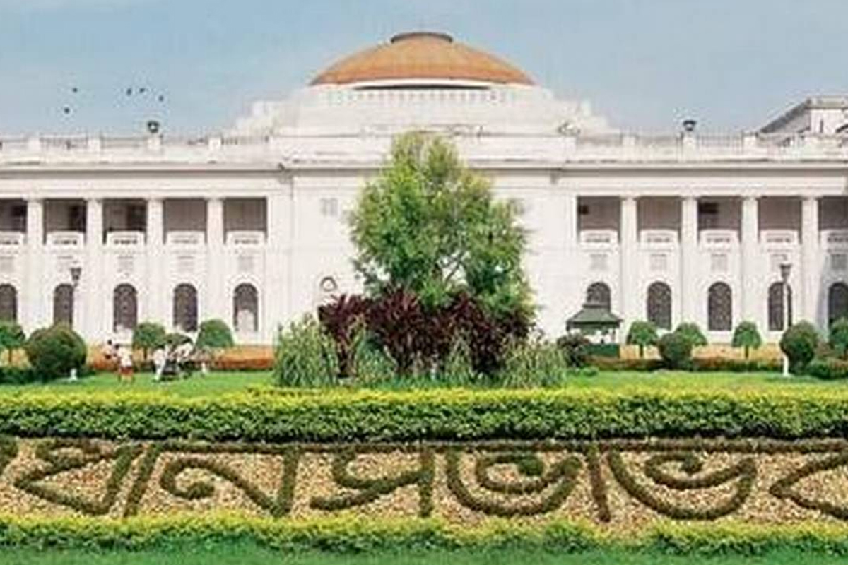 রাজ্যে একধাক্কায় দ্বিগুণ হচ্ছে প্রাক্তন বিধায়কদের পেনশন! বড় সিদ্ধান্তের পথে শুভেন্দুর সরকার