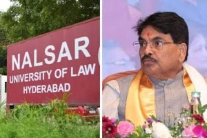 ‘ককরোচে’র ভয়! ক্ষমা চাইলেন বিক্ষোভকারী পড়ুয়াদের শাস্তির নিদান দেওয়া বার কাউন্সিলের প্রধান
