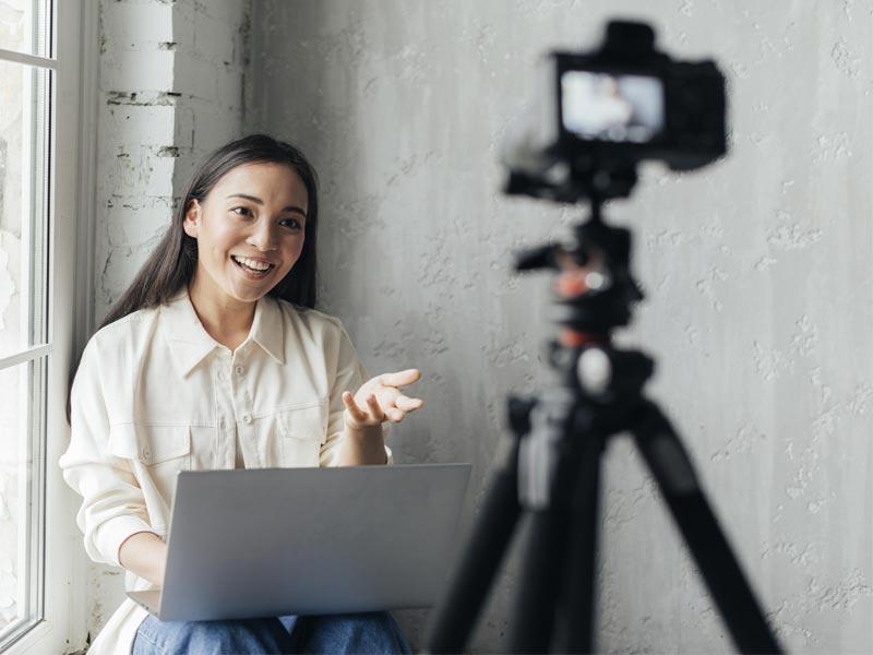 Expert parenting tips to balance studies and career dreams.