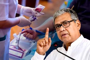 দুর্গাপুরে নাবালকদের দিয়ে রক্তদান! অভিভাবকদের আটকের হুঁশিয়ারি স্বাস্থ্যমন্ত্রীর