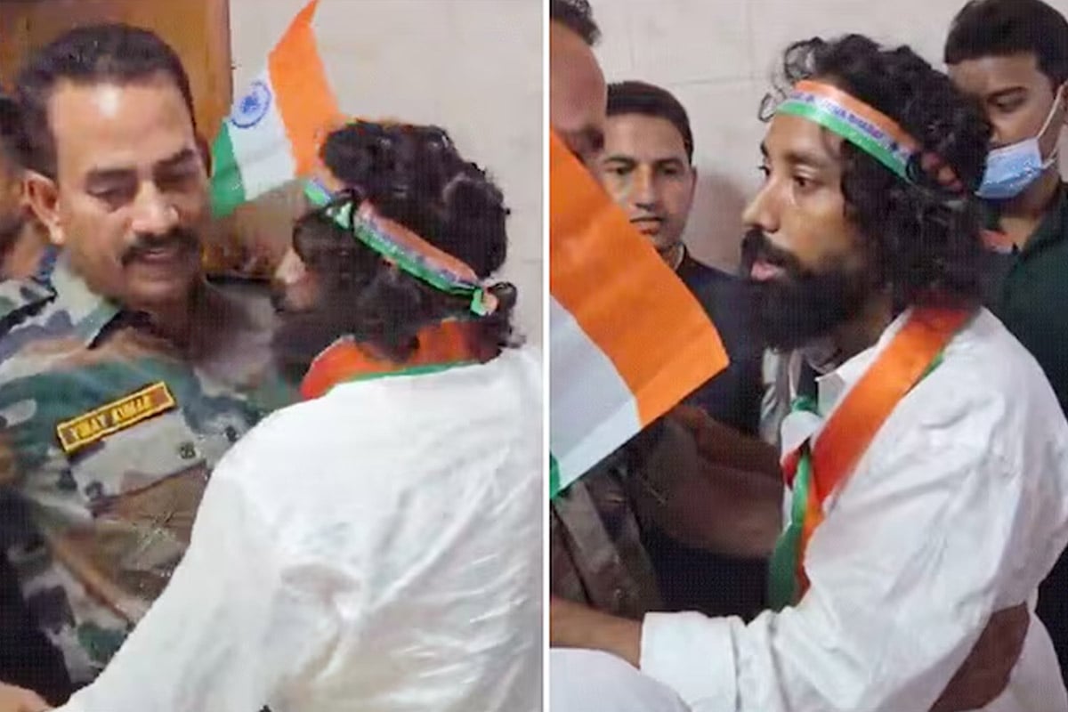 এ কেমন স্বাধীনতা! তেরঙ্গা যাত্রায় যোগে বাধা অনশনকারী দেবেন্দ্রকে, টেনেহিঁচড়ে নিয়ে গেল হেমন্তর পুলিশ