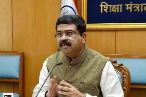 ইস্তফার ২ সপ্তাহ পার, কেন পদত্যাগ ধর্মেন্দ্রর? ‘ফাঁস’ করলেন আসল কারণ