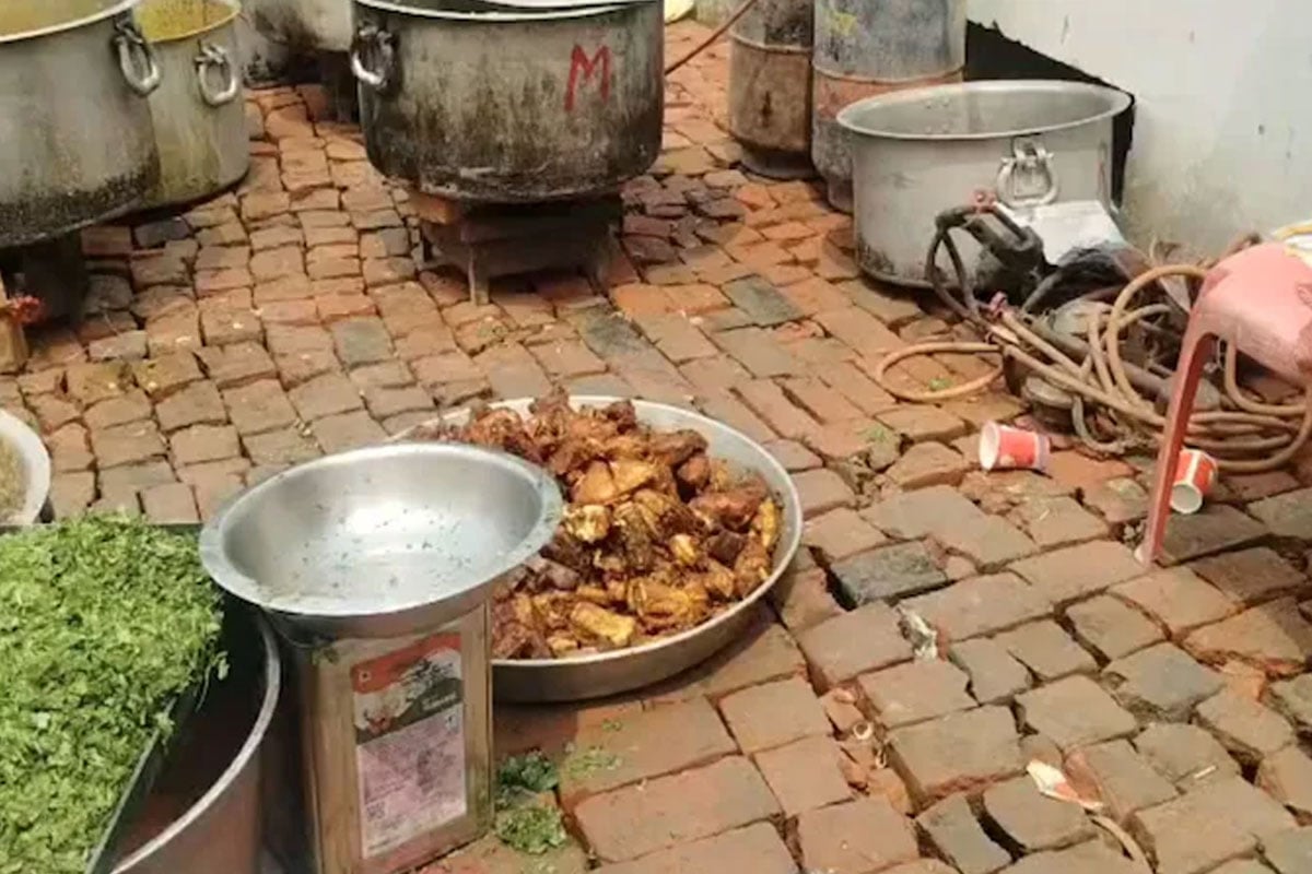 অযোধ্যায় আঁশটে গন্ধে রুষ্ট বিজেপি! কংগ্রেসের অনুষ্ঠানে মৎস্যভোজ? পালটা দিল রাহুলের দল