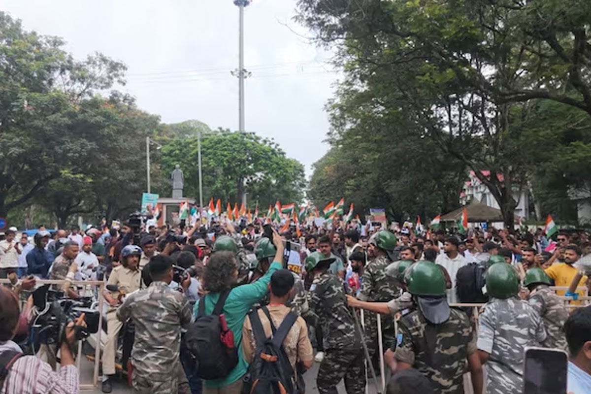 বিধানসভা অভিযানের জের, ঝাড়খণ্ডে ৬০০ আন্দোলনকারীর বিরুদ্ধে মামলা, অনশনের হুমকি প্রাক্তন মুখ্যমন্ত্রীর