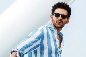 জাতীয় পুরস্কার পেয়েই প্রযোজকের ভূমিকায় কার্তিক আরিয়ান, কার বায়োপিক দিয়ে হাতেখড়ি?