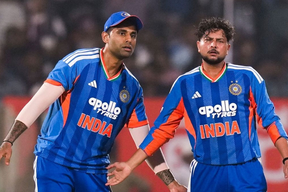 পাক ম্যাচে বিরাট ভুল, কুলদীপের উপর রেগে আগুন সূর্য, ভাইরাল ভিডিওর নেপথ্যে কোন ঘটনা?